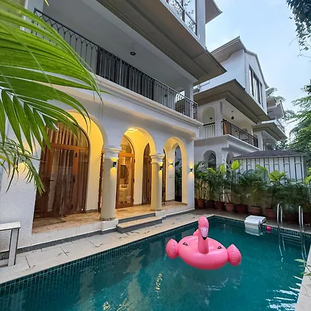 The Cairo Villa By Redrock Villa'S